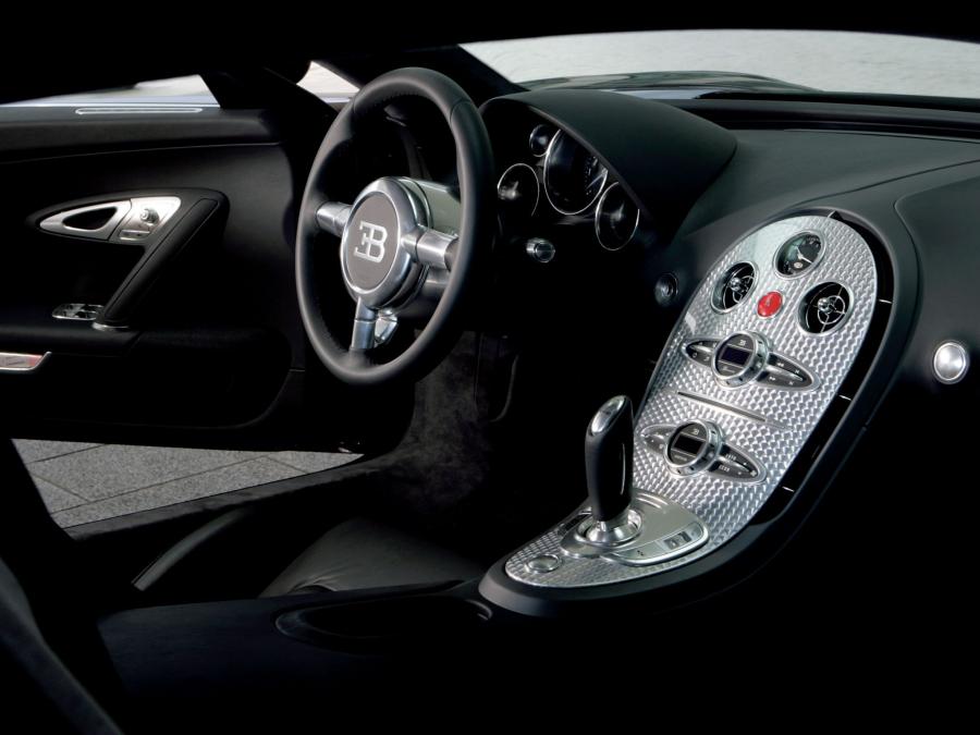 Bugatti Veyron 16.4 2005 года  (US) (фото 12 из 17)